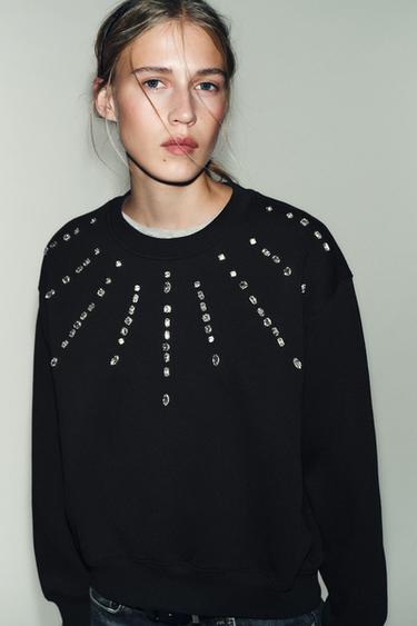 Zara JEWELED FRONT SWEATSHIRT - Black