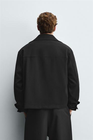 JACHETĂ TIP CĂMAȘĂ BOXY FIT CU FERMOAR - Negru de la Zara