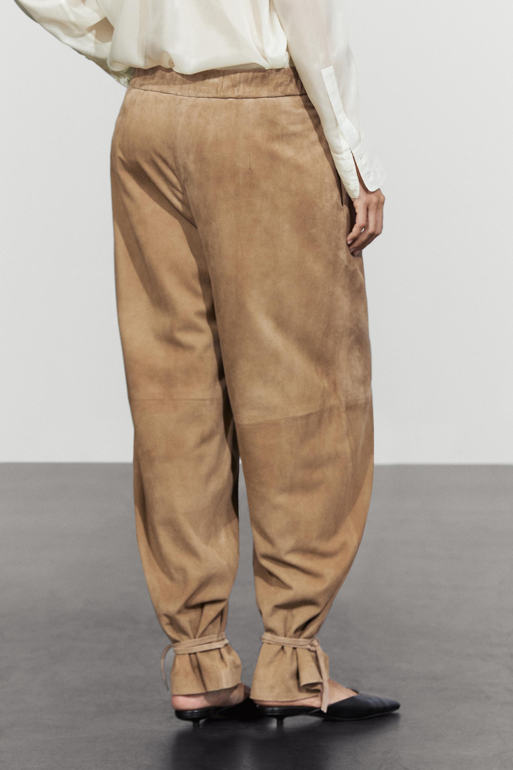 Pantalon en cuir daim avec bas à nouer
