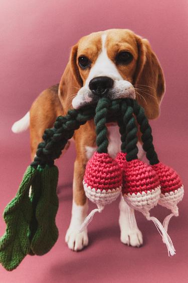PET TOY WITH BUNCH OF RADISHES – Rózsaszín a ZARA-tól