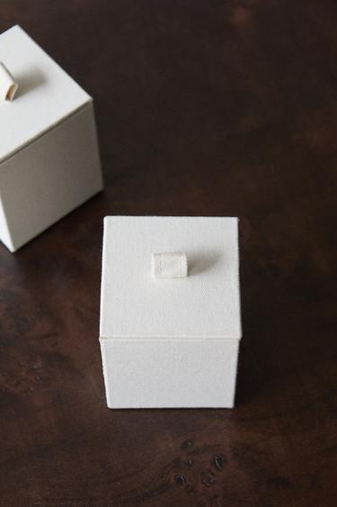 BOÎTE DE RANGEMENT COUVERCLE - Beige clair de Zara