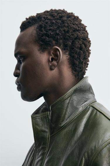 BLOUSON EN CUIR À POCHES - Vert foncé de Zara - Image 5