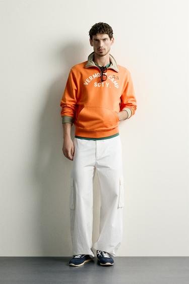 SWEATSHIRT MED KONTRASTLYNLÅS OG TEKST - orange fra Zara - Billede 0