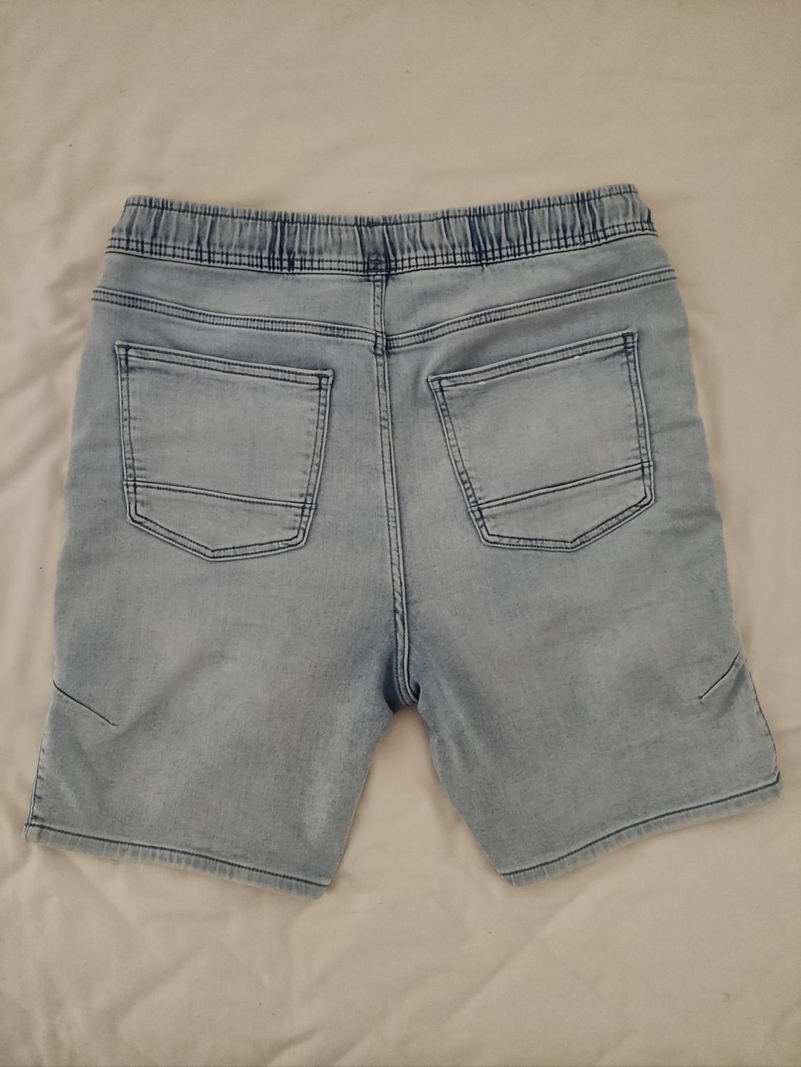 SOFT DENIM BERMUDA SHORTS - Image 2