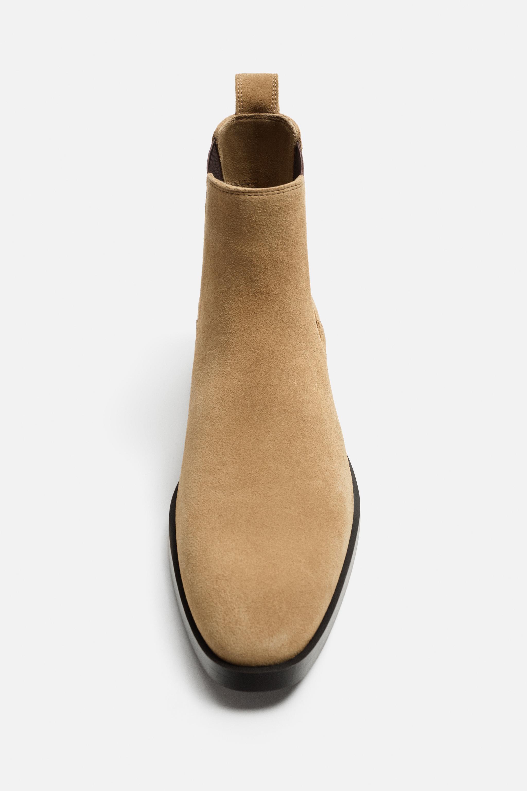 POINTED TOE LEATHER CHELSEA BOOTS