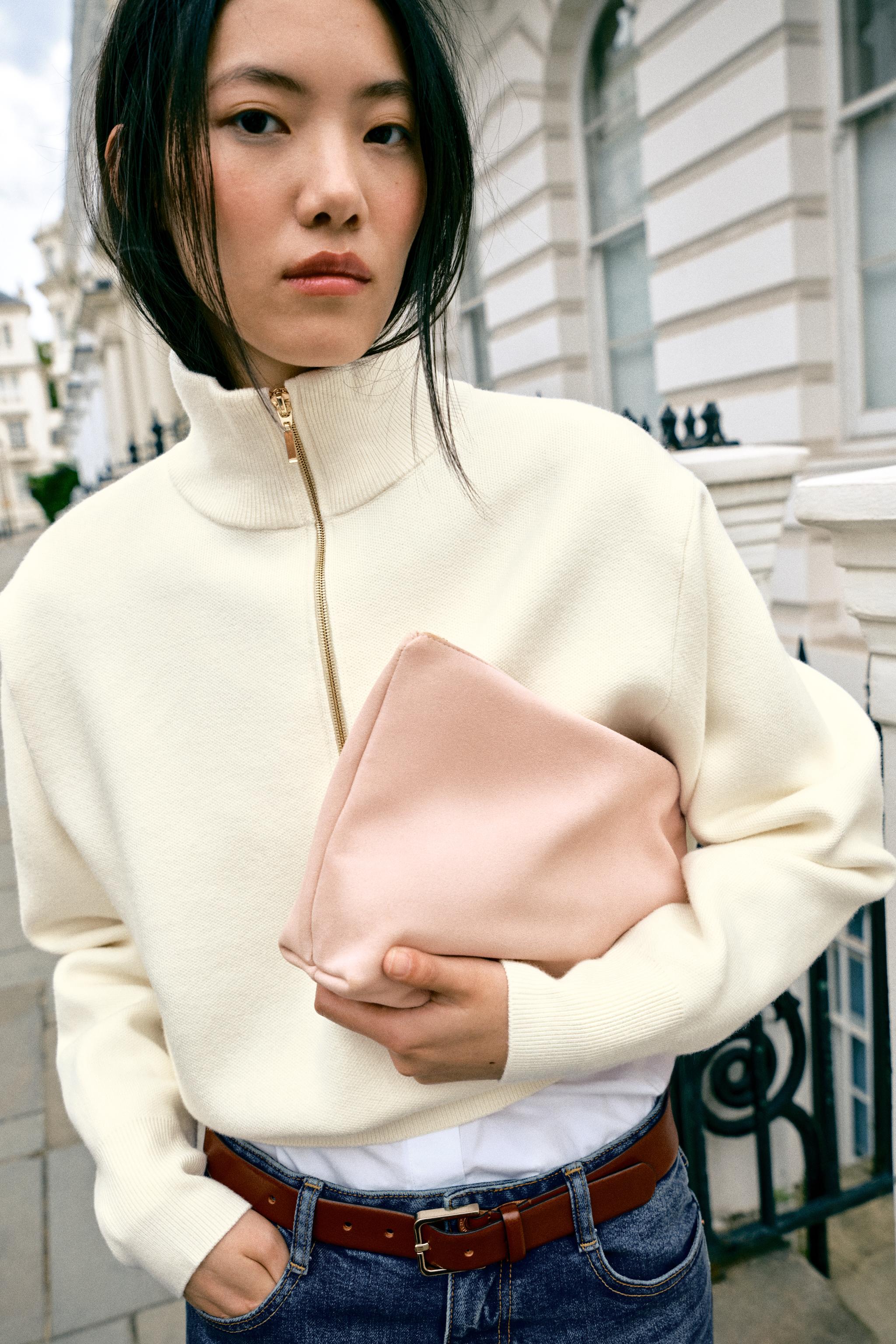 SUEDE TOILETRY BAG — Pink