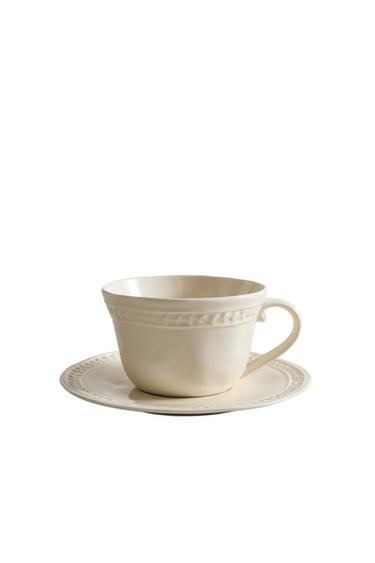 TASSE À THÉ ET ASSIETTE EN GRÈS EN RELIEF - Crème de Zara