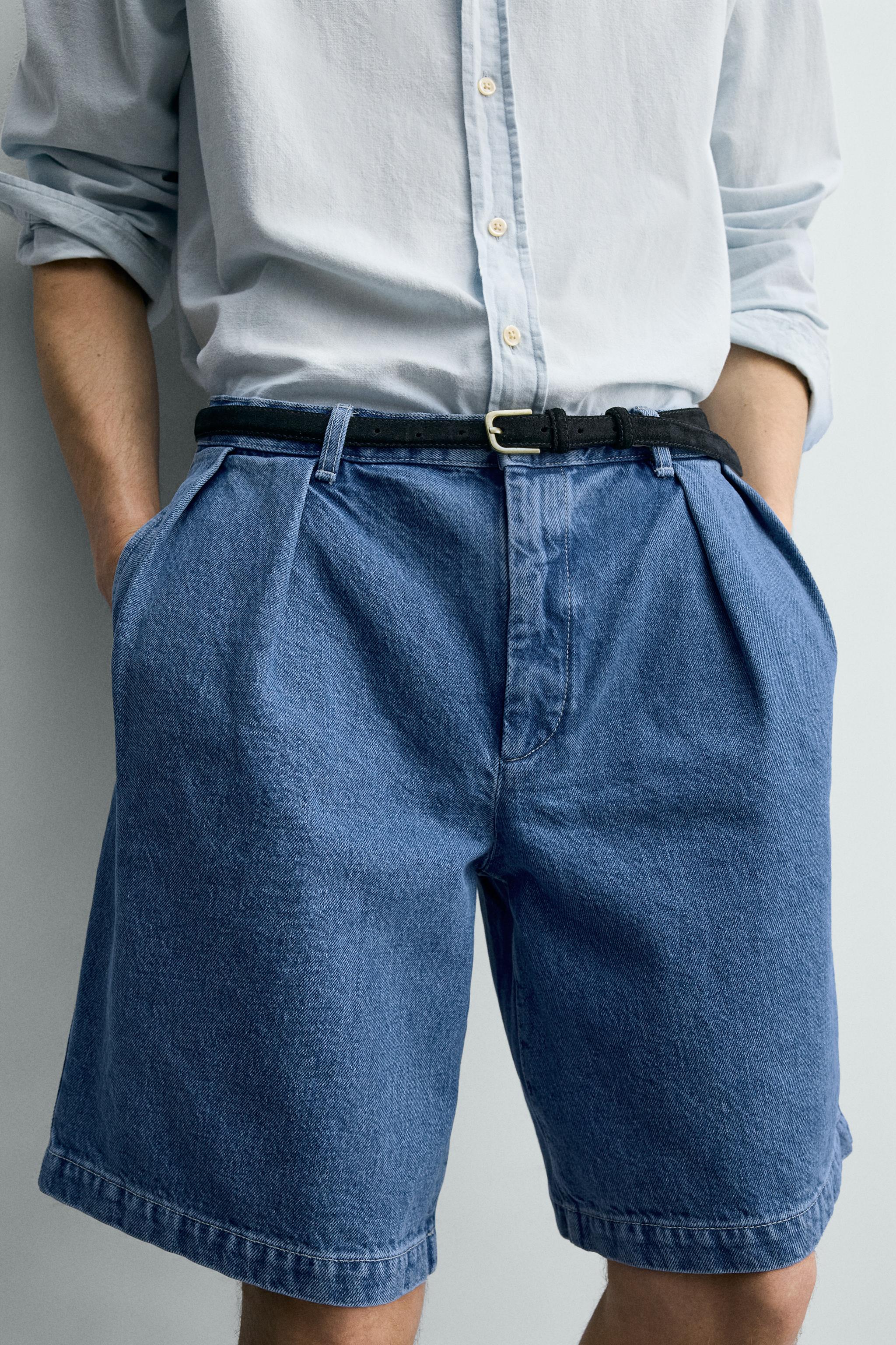RELAXED FIT PLEATED DENIM SHORTS
