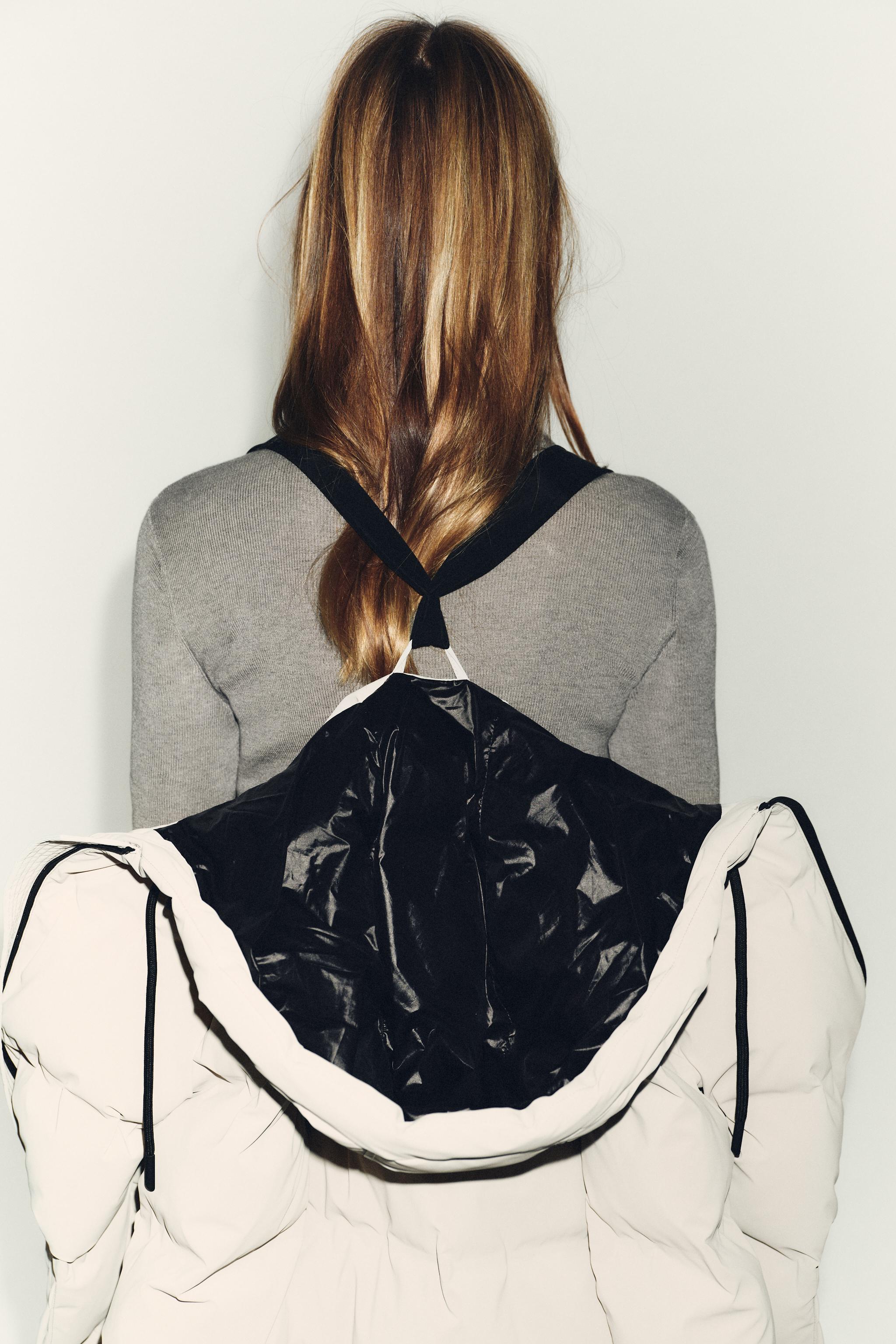 LONG RUBBERIZED WINDPROOF HOODIE ANORAK