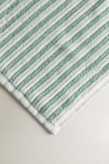 TEXTURED BATH TOWEL WITH COLOURED STRIPES - Ecru / Green by Zara - Image 3