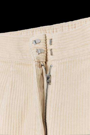 BARREL-HOSE AUS KORD ZW COLLECTION - Cremefarben von Zara