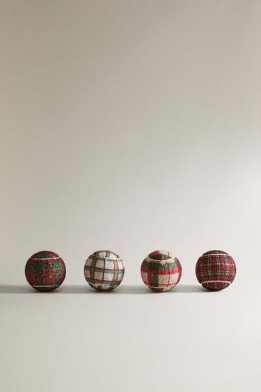 CONJUNTO DE BRINQUEDOS COM BOLAS PARA ANIMAIS DE ESTIMAÇÃO DE NATAL (CONJUNTO DE 4) - Vermelho da Zara