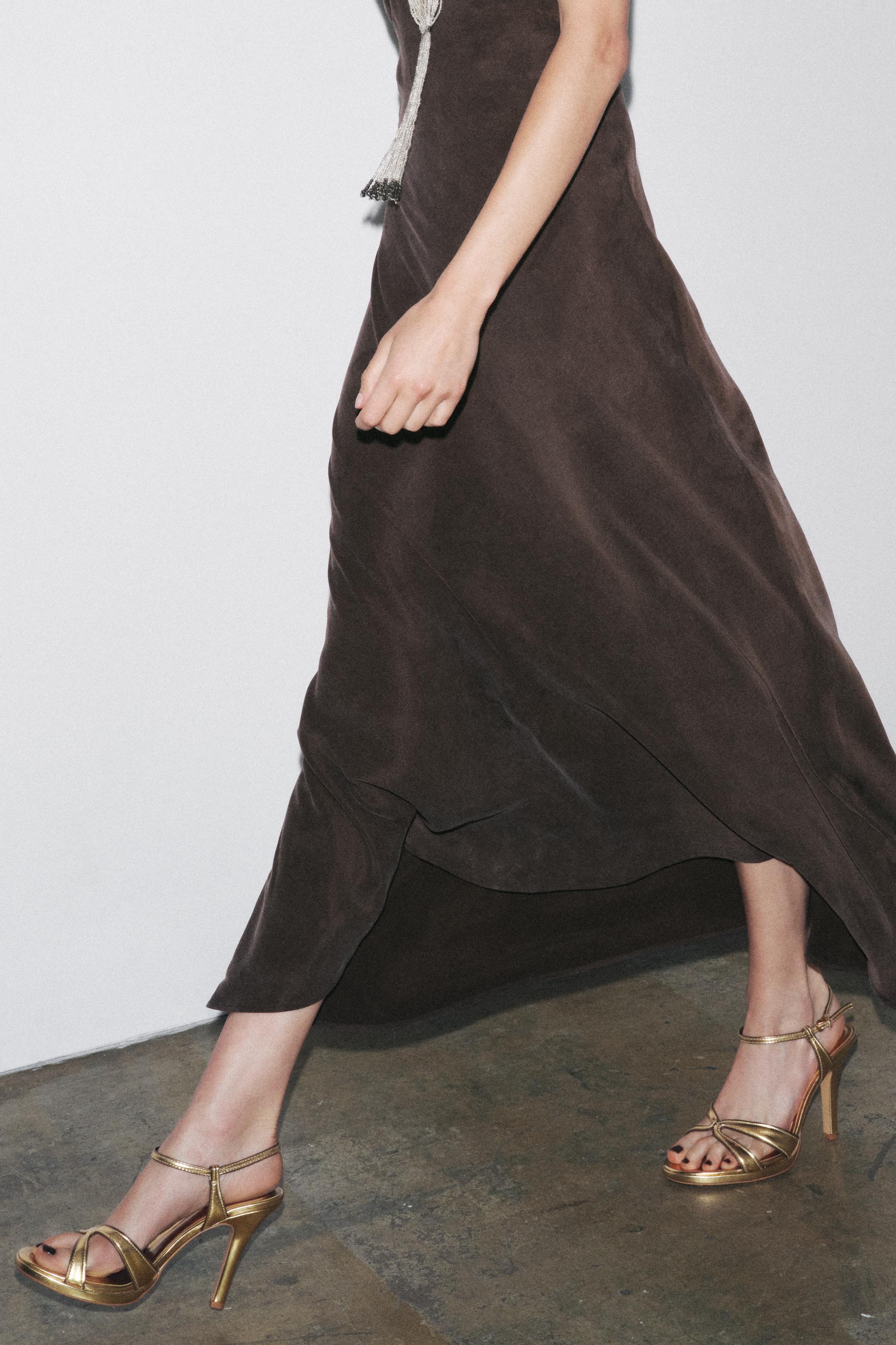 レディースゴールドサンダル | ZARA 日本
