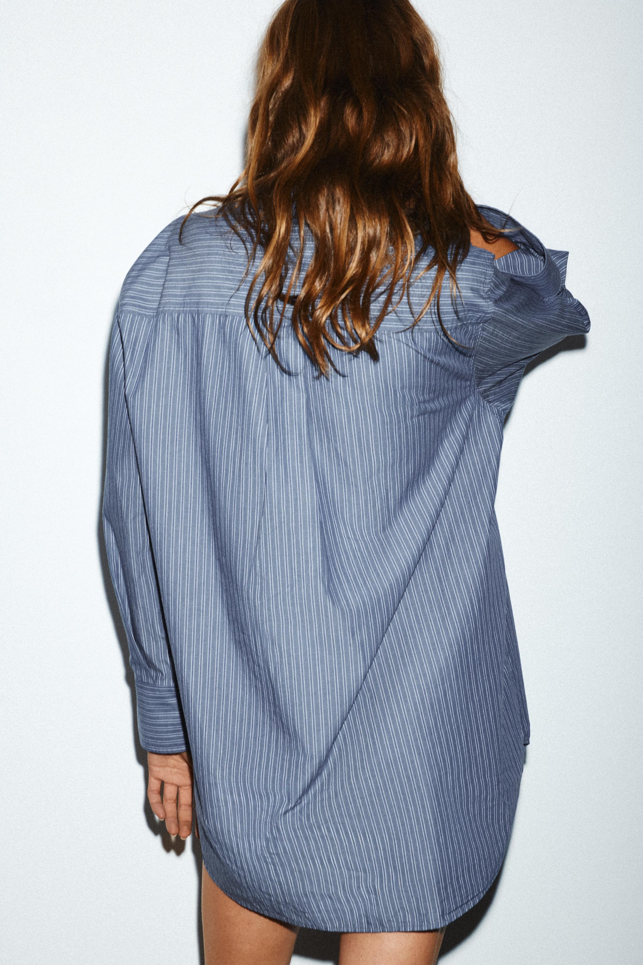 CHEMISE EN POPELINE RAYÉE COL BAS