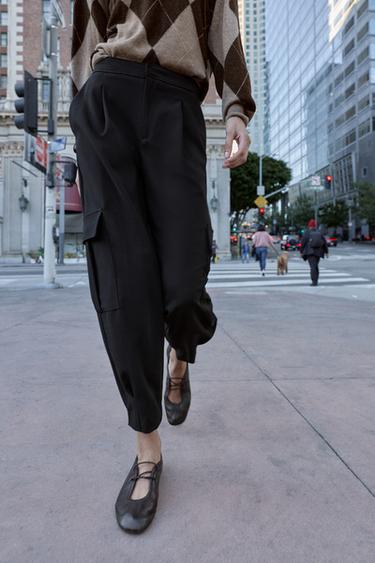PANTALÓN CARROT CARGO - Negro de Zara
