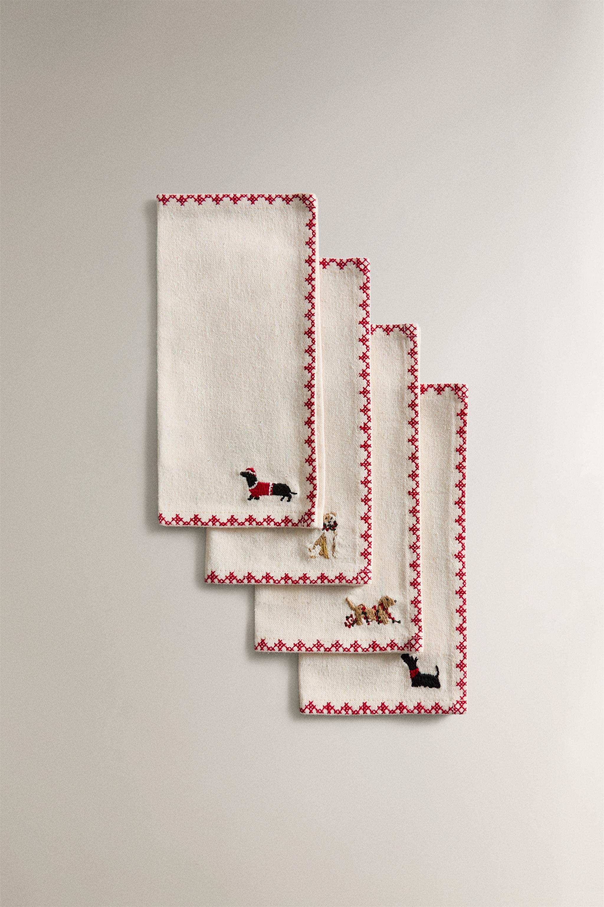 SET OF EMBROIDERED COTTON CHRISTMAS NAPKINS (SET OF 4) - Red