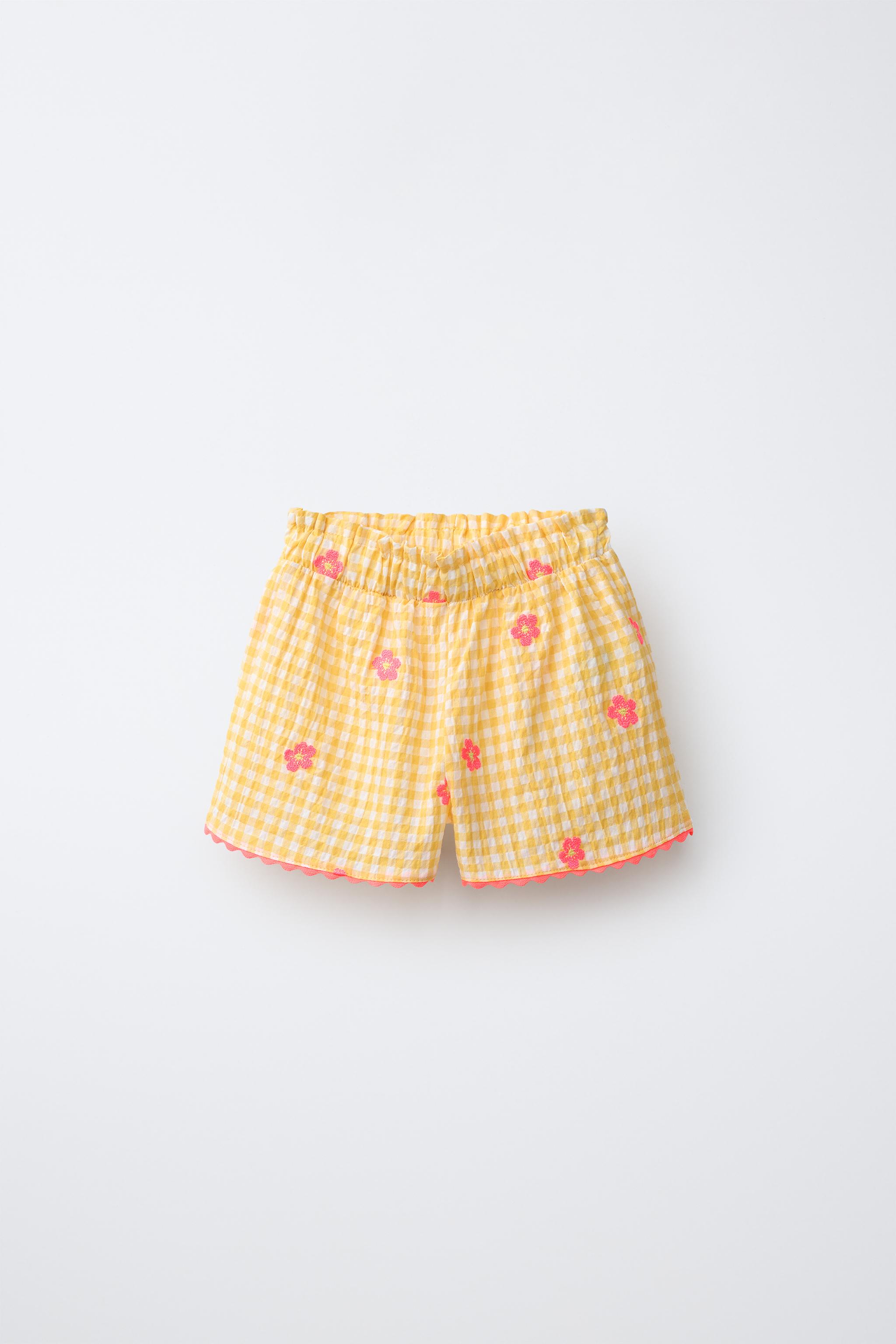 EMBROIDERED FLORAL GINGHAM SHORTS