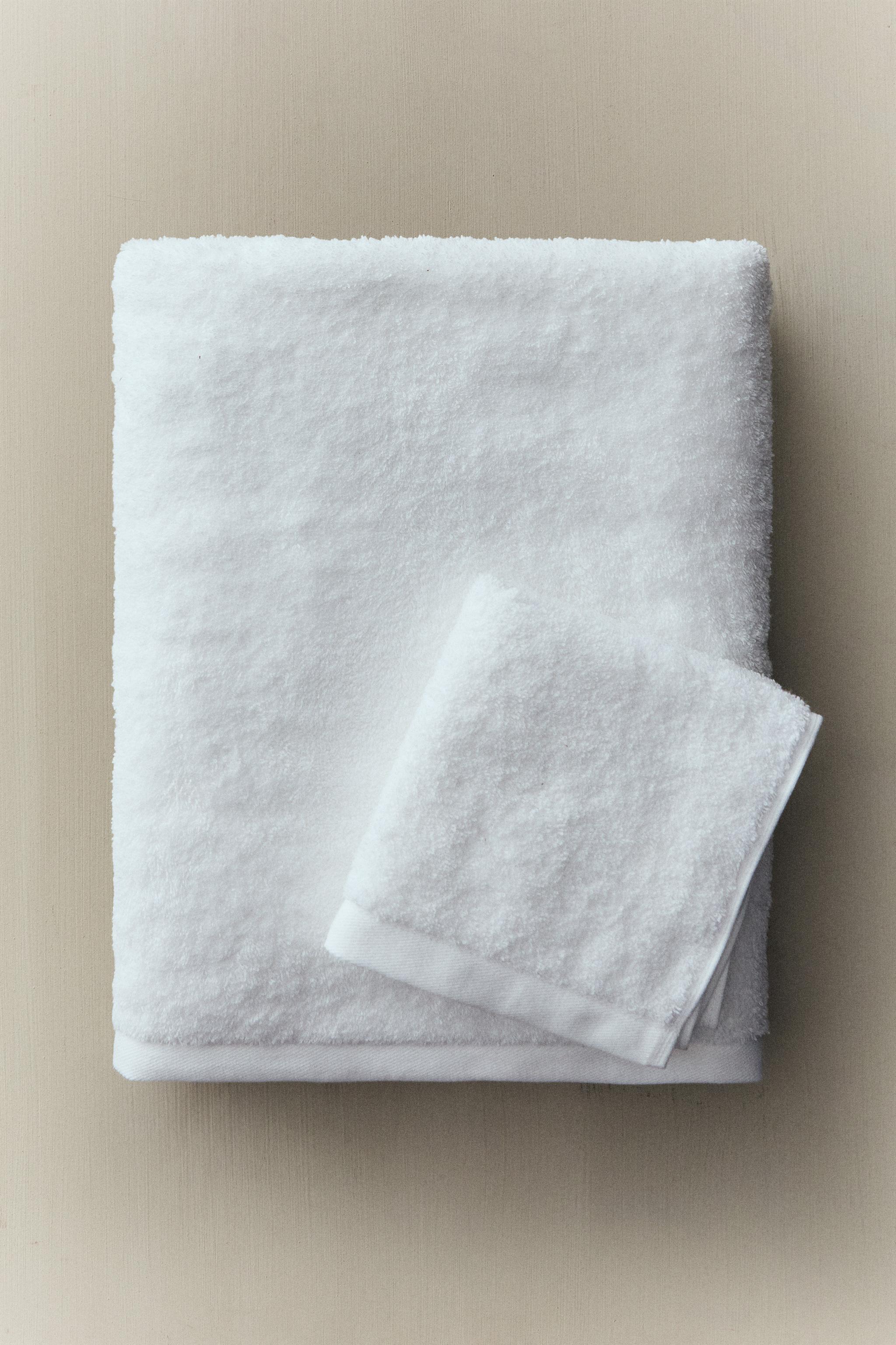 DRY-TOUCH COTTON TERRY BATH TOWEL — White