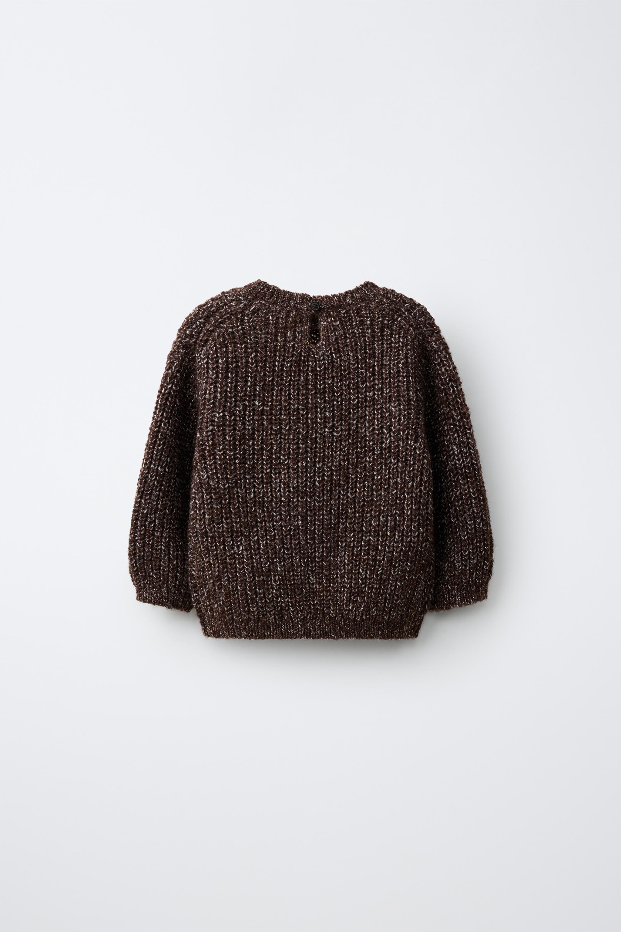 PURL KNIT SWEATER WITH EMBROIDERED FLOWERS