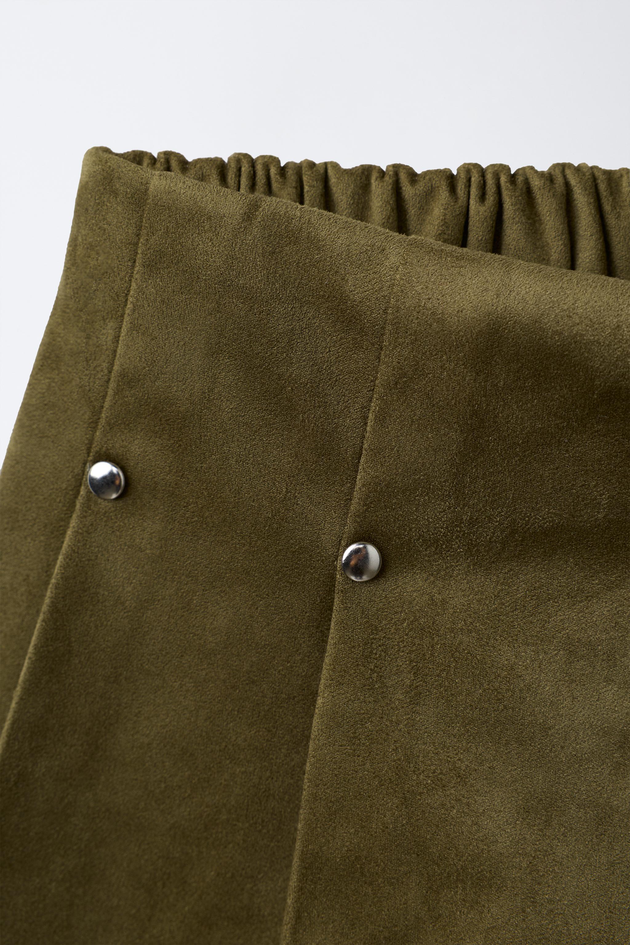 Детские юбки Zara STUDDED FAUX SUEDE BERMUDA SKIRT — фото 4