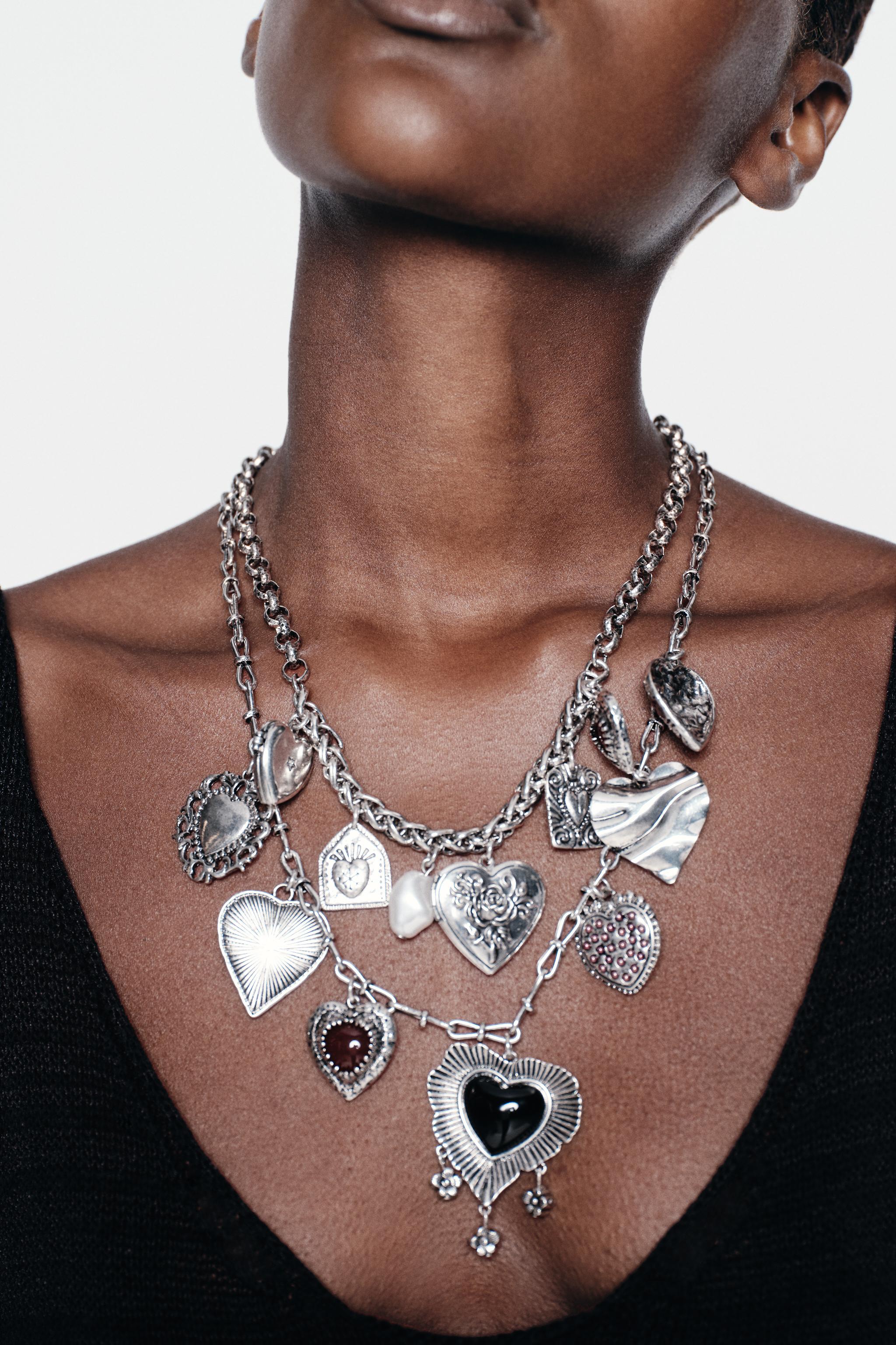 ZARA PACK OF HEART NECKLACES deals