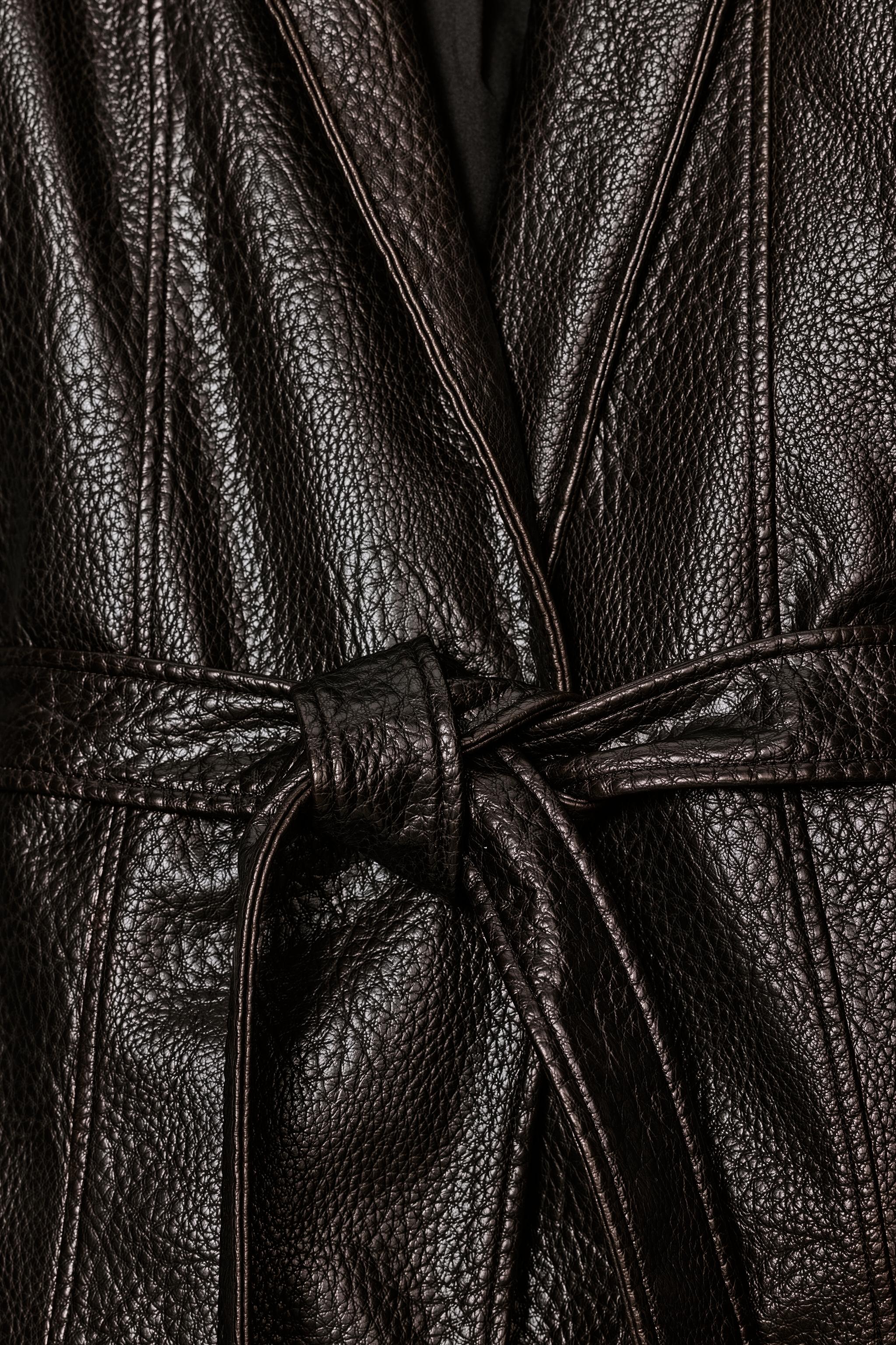 BLOUSON MATIÈRE SYNTHÉTIQUE AVEC CEINTURE ZW COLLECTION
