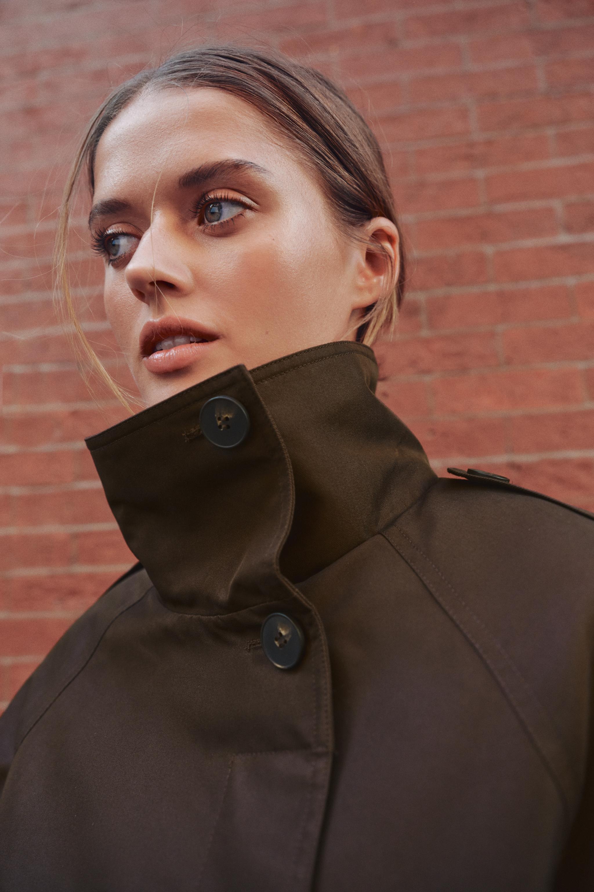 Zara SÜET YÜKSEK YAKALI KEMERLİ TRENÇKOT görsel 6