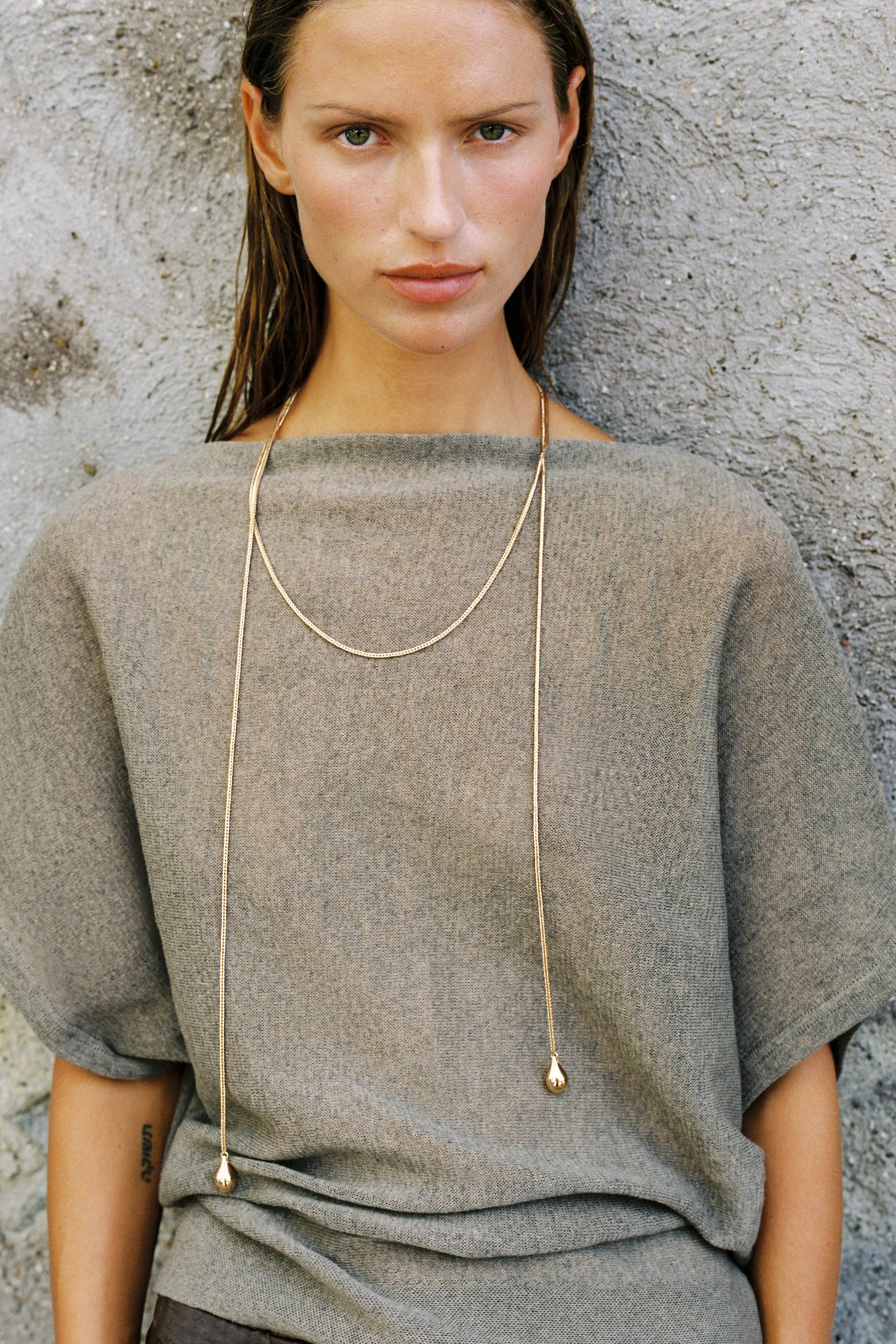 LONG CHAIN NECKLACE — Golden