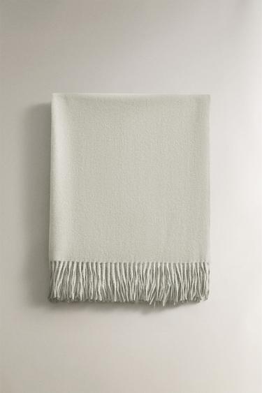 FRINGED SOFT THROW - Ecru by Zara