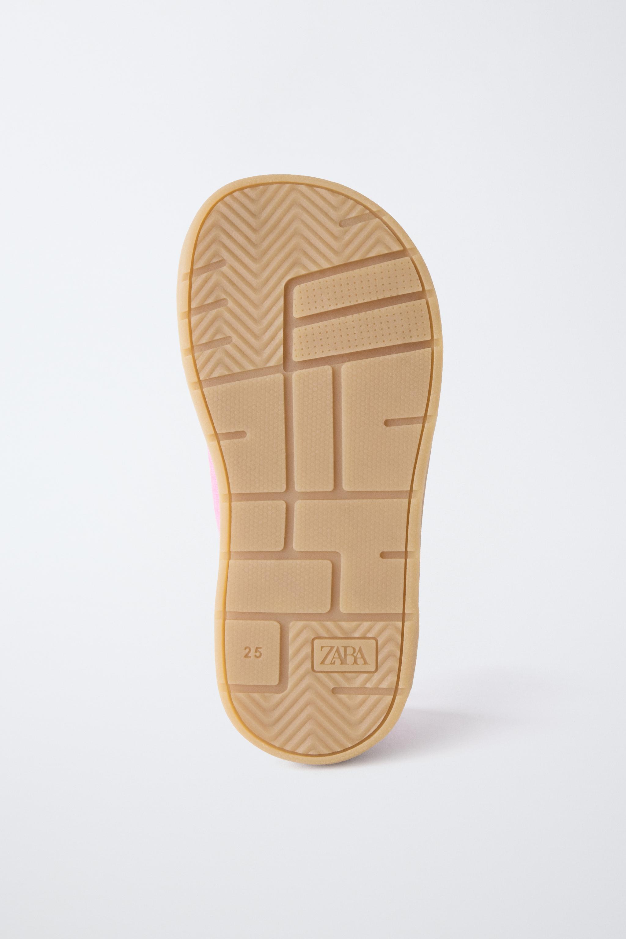 TEXTILE BAREFOOT SNEAKERS