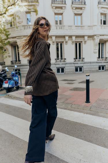CHEMISE À RAYURES ET BOUCLES - Marron / Écru de Zara - Image 2
