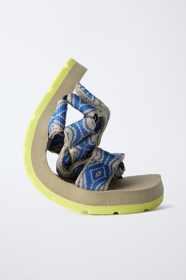 SANDALES TECHNIQUES - Multicolore de Zara - Image 2
