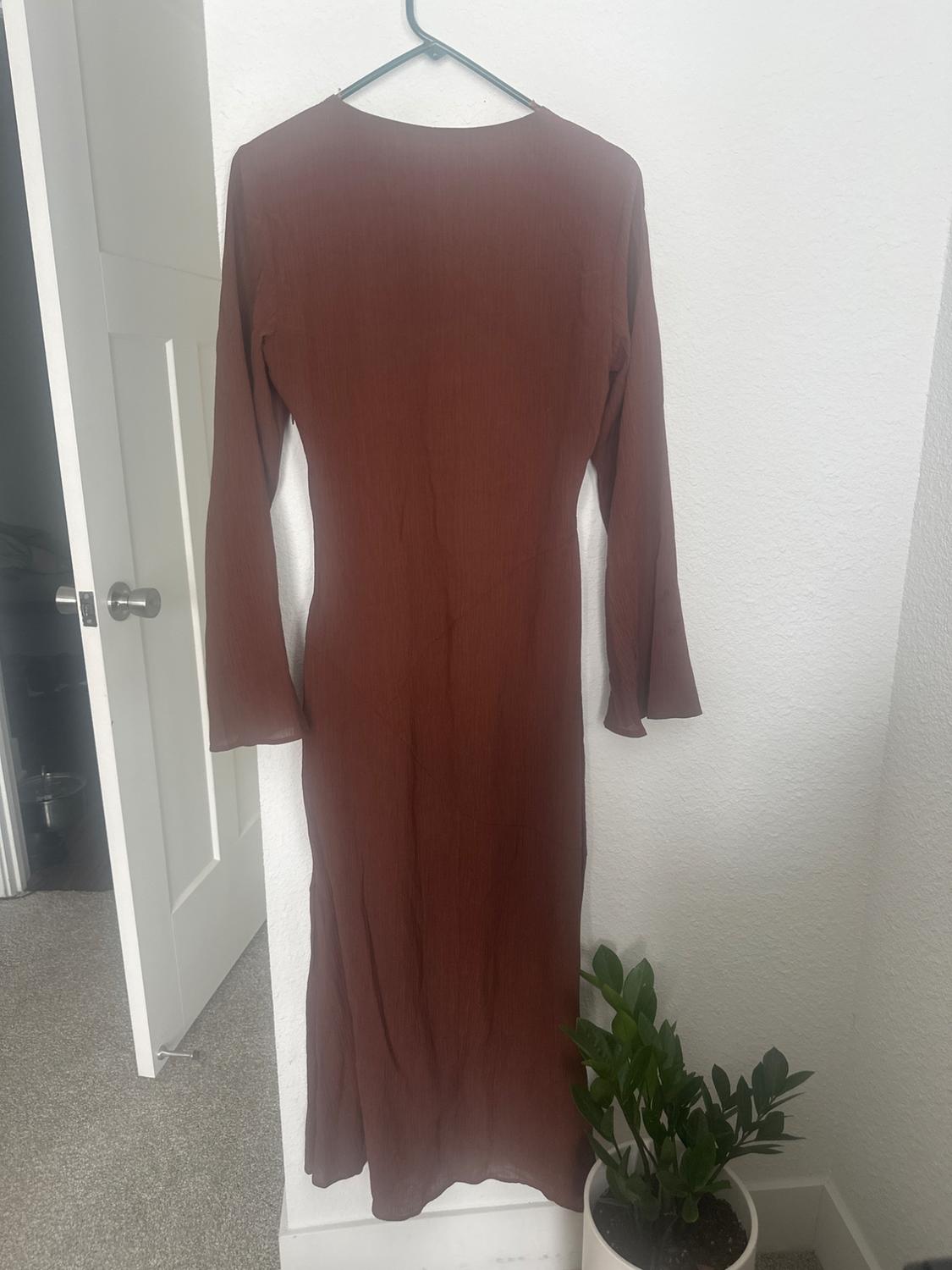 VESTIDO MIDI LAZO ESCOTE - Image 5
