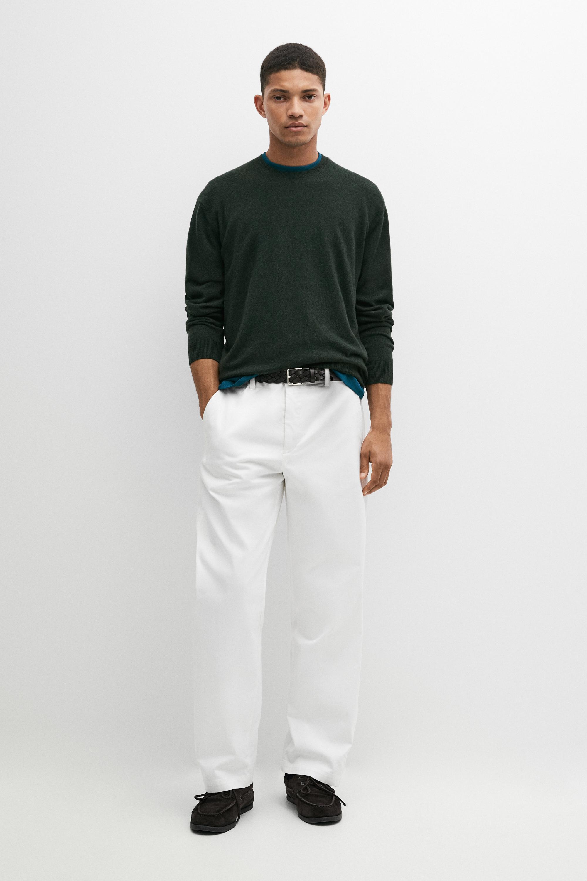100% cashmere round neck knit sweater