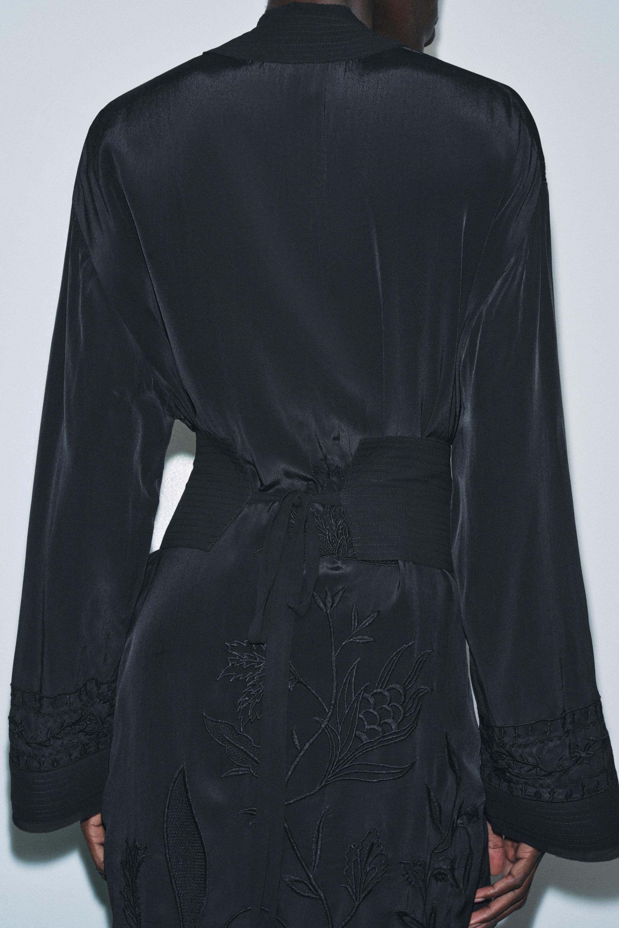 EMBROIDERED SASH KIMONO ZW COLLECTION LIMITED EDITION