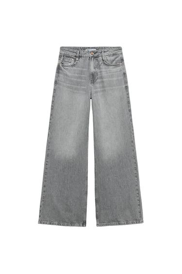 Front view of grey jeans with side pockets