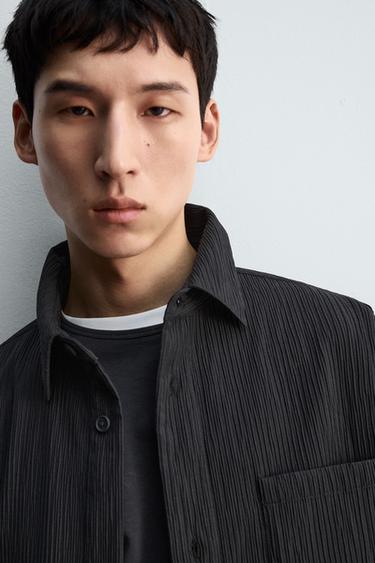 オーバーサイズフィットレリーフシャツジャケットブラックZaraのオーバーサイズフィットレリーフシャツジャケット - ブラック 