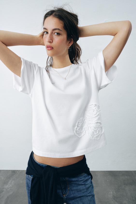T-SHIRT FLEUR EN RELIEF - Blanc de Zara - Image 1