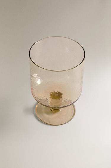 VERRE À PIED VERRE RECYCLABLE MARTELÉ - Caramel de Zara - Image 1