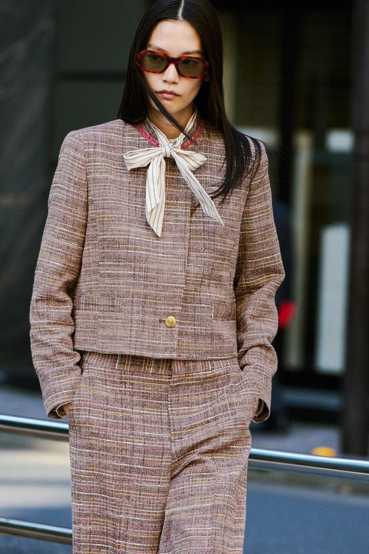 TEXTURED CROPPED BLAZER