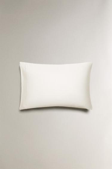 SATEEN PILLOWCASE WITH TRIM (300 THREAD COUNT) - White by Zara - Image 3