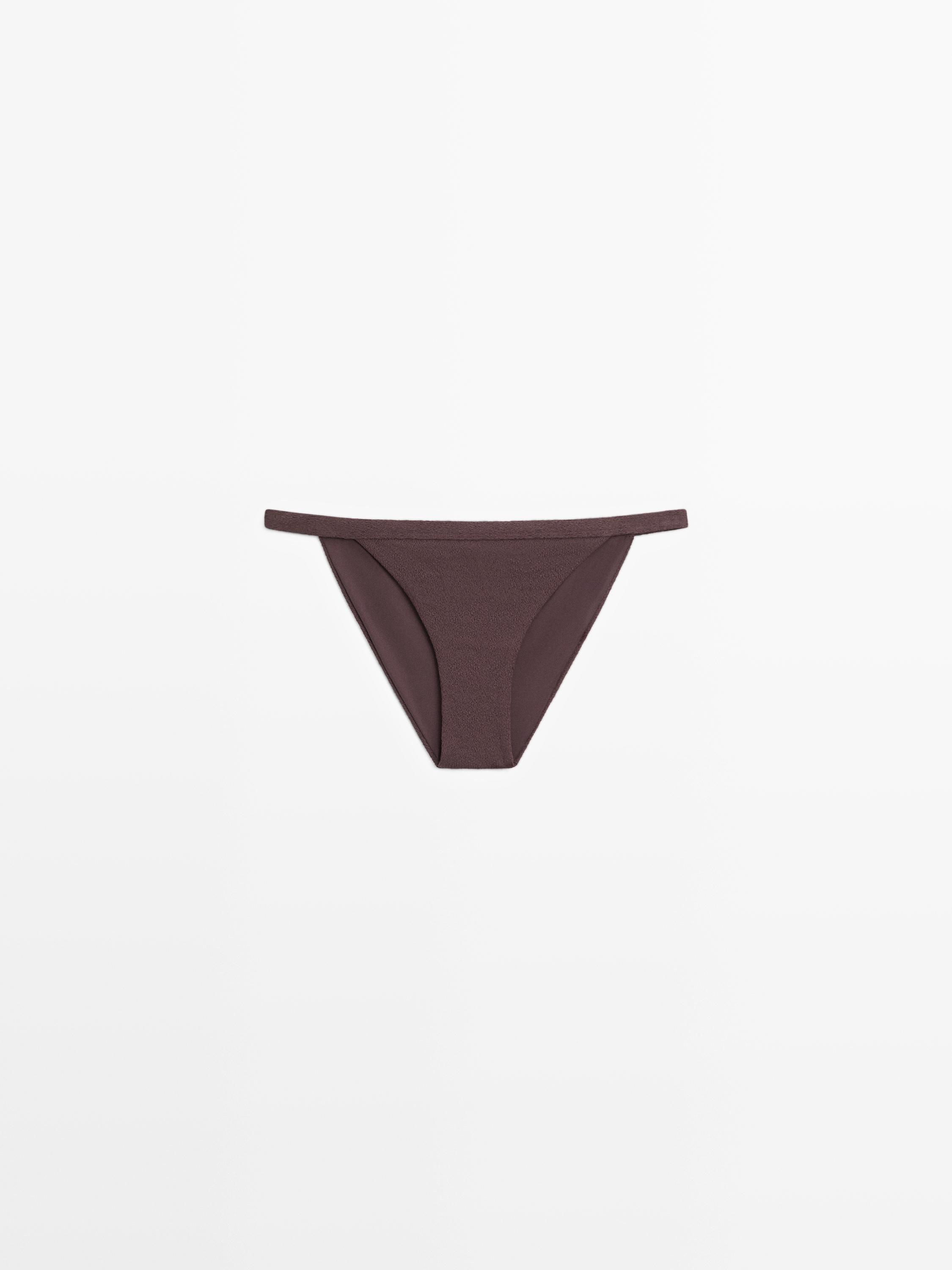 Textured bikini bottoms