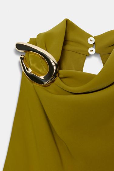 Zara HARDWARE HALTER TOP - Olive green
