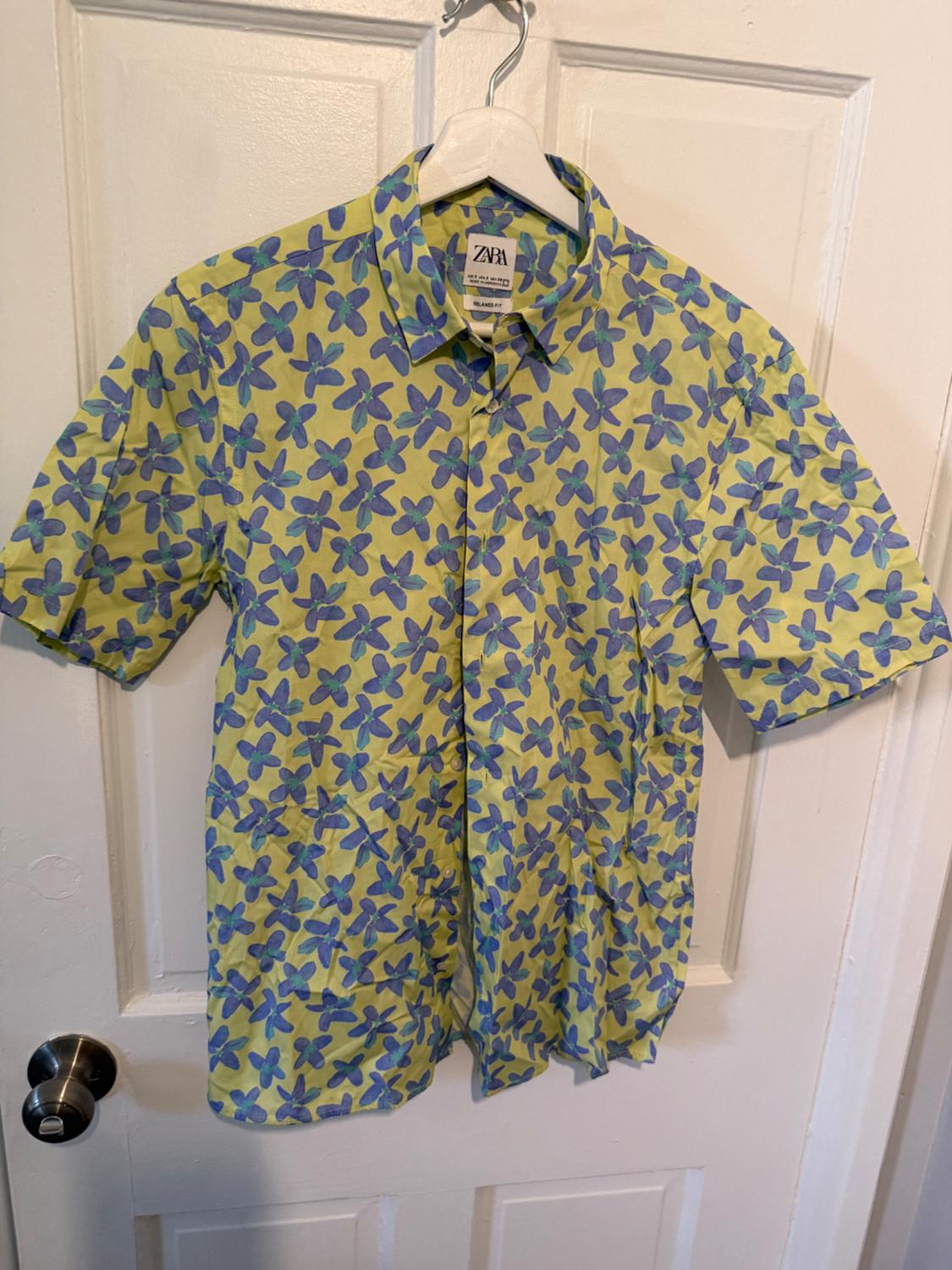 CAMISA ESTAMPADO HOJAS