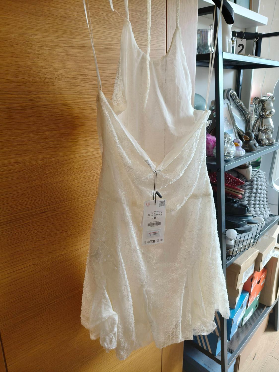 EMBROIDERED LACE HALTER DRESS - Image 8
