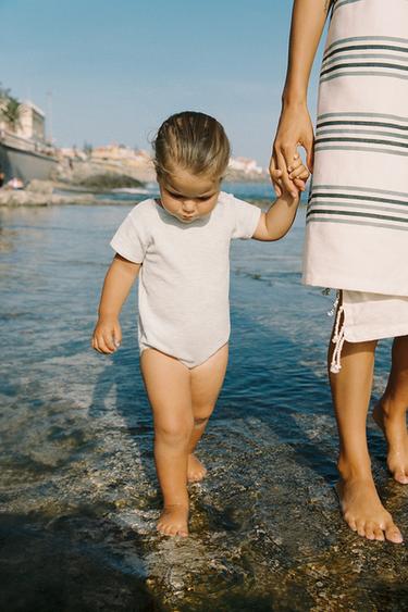 LOT DE DEUX BODYS GAUFRÉ - Gris chiné de Zara