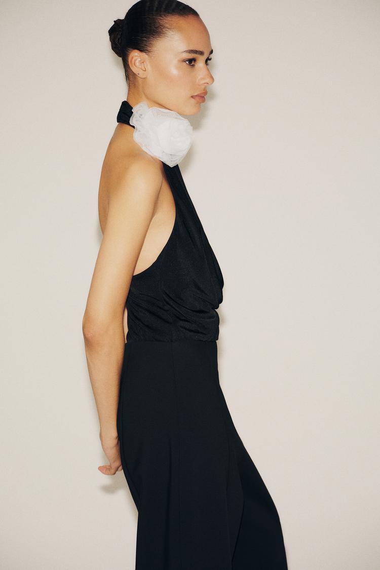 TEXTURED FLOWER HALTER BODYSUIT