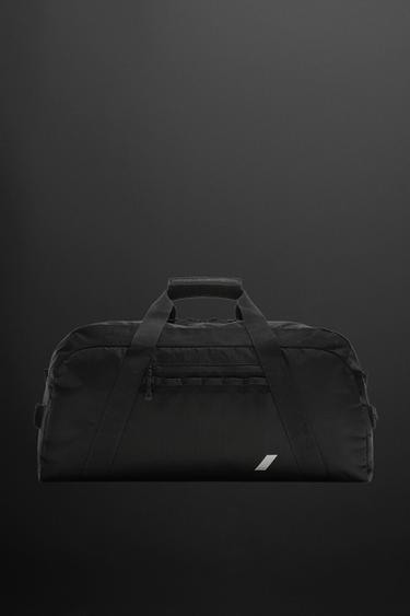 {navn} - {farge} for Zara