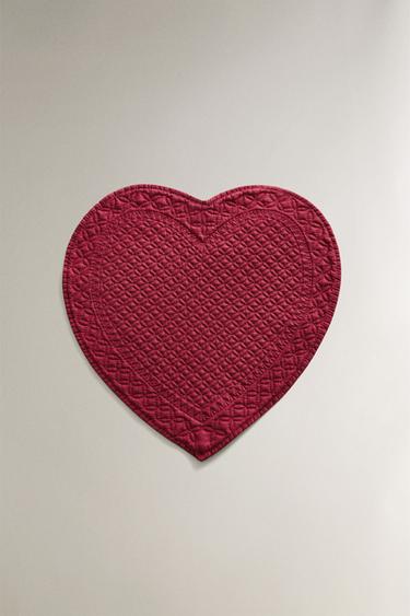 HEART PLACEMAT - Burgundy by Zara
