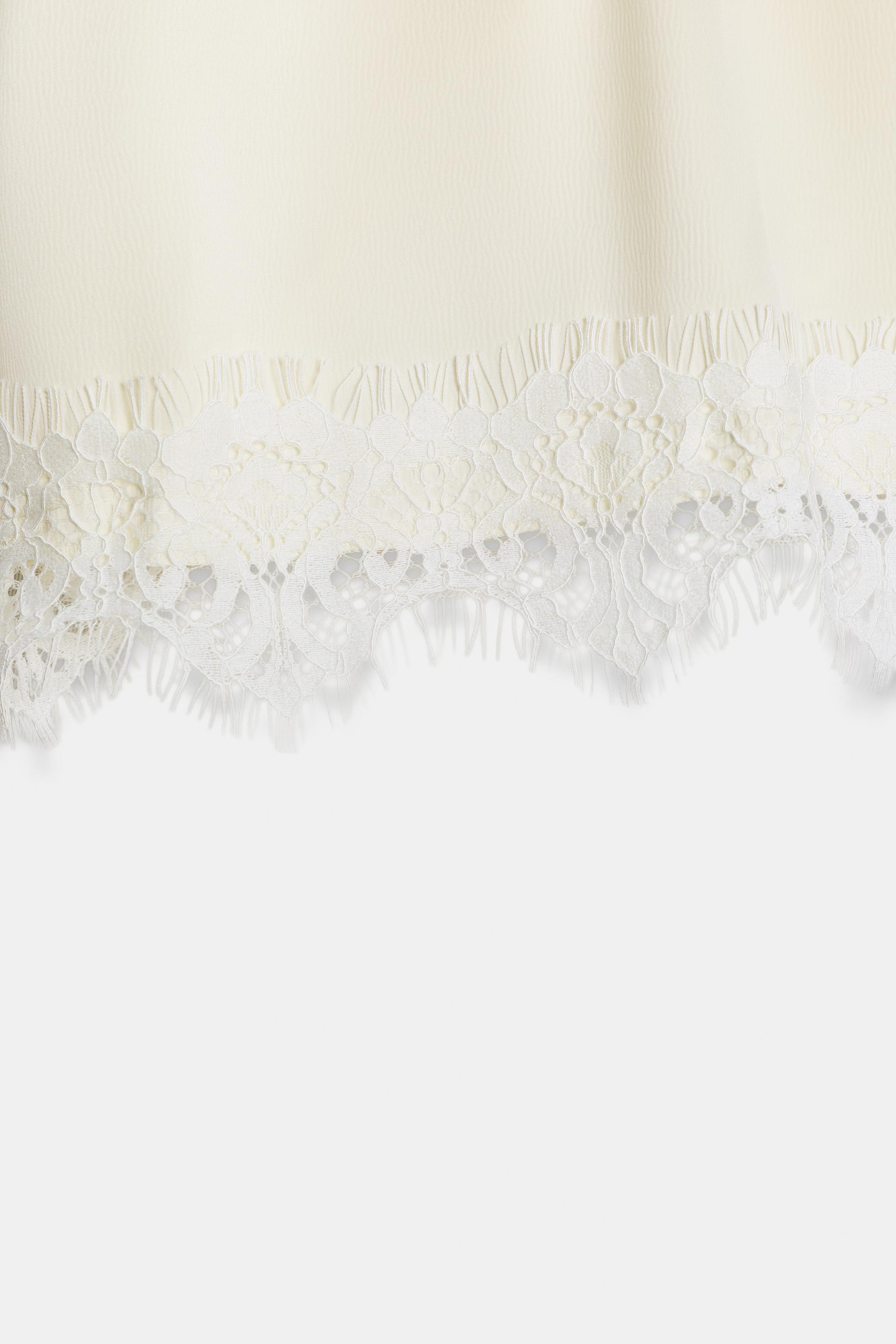 LACE TRIM SATIN SHORTS
